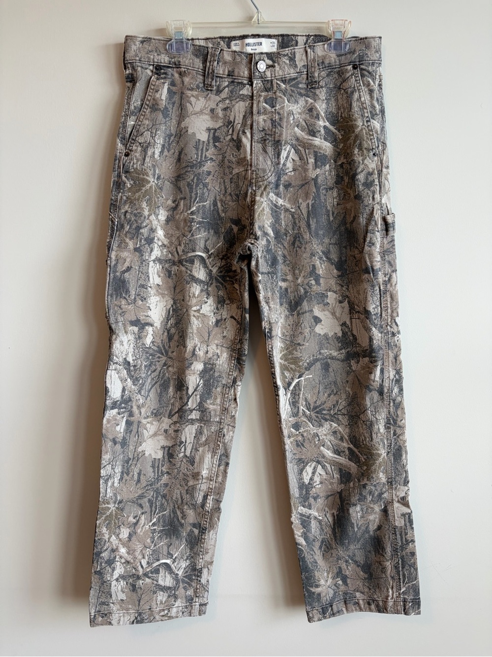 Hollister Men’s Baggy Camouflage Pants - Brown/Tan 32 X 32